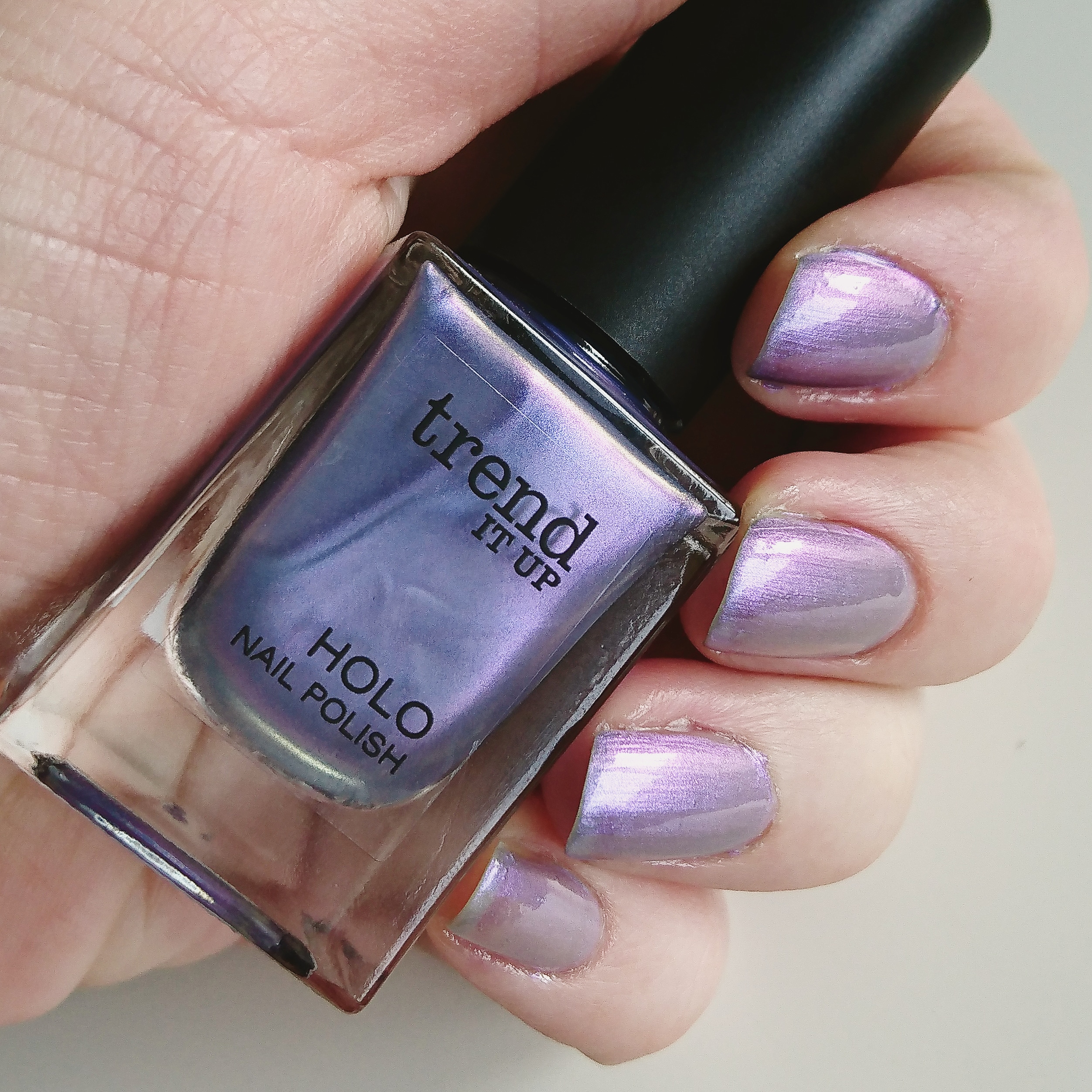 trend it up Holo Nail Polish 060